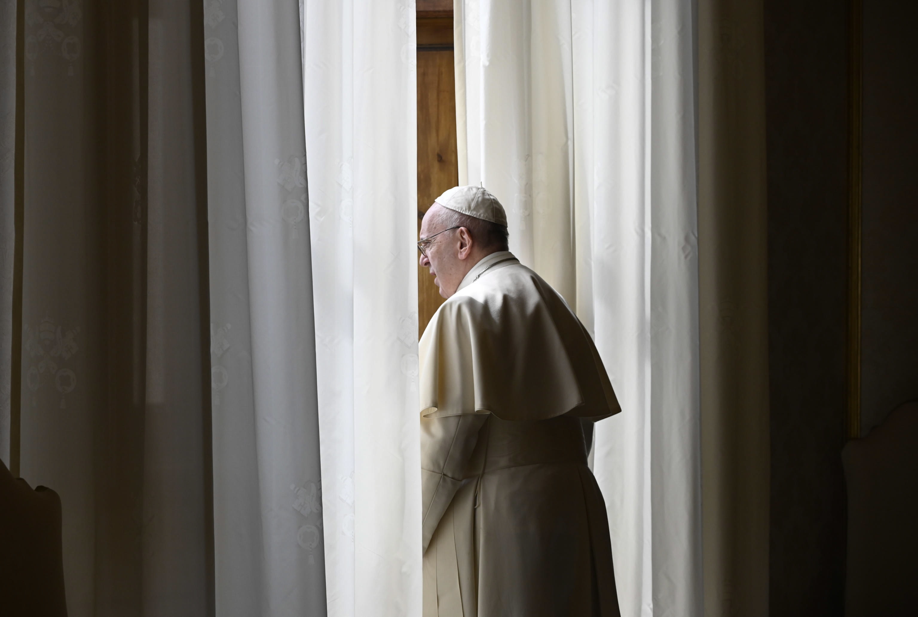 Vaticanul începe campania de vaccinare împotriva COVID-19
