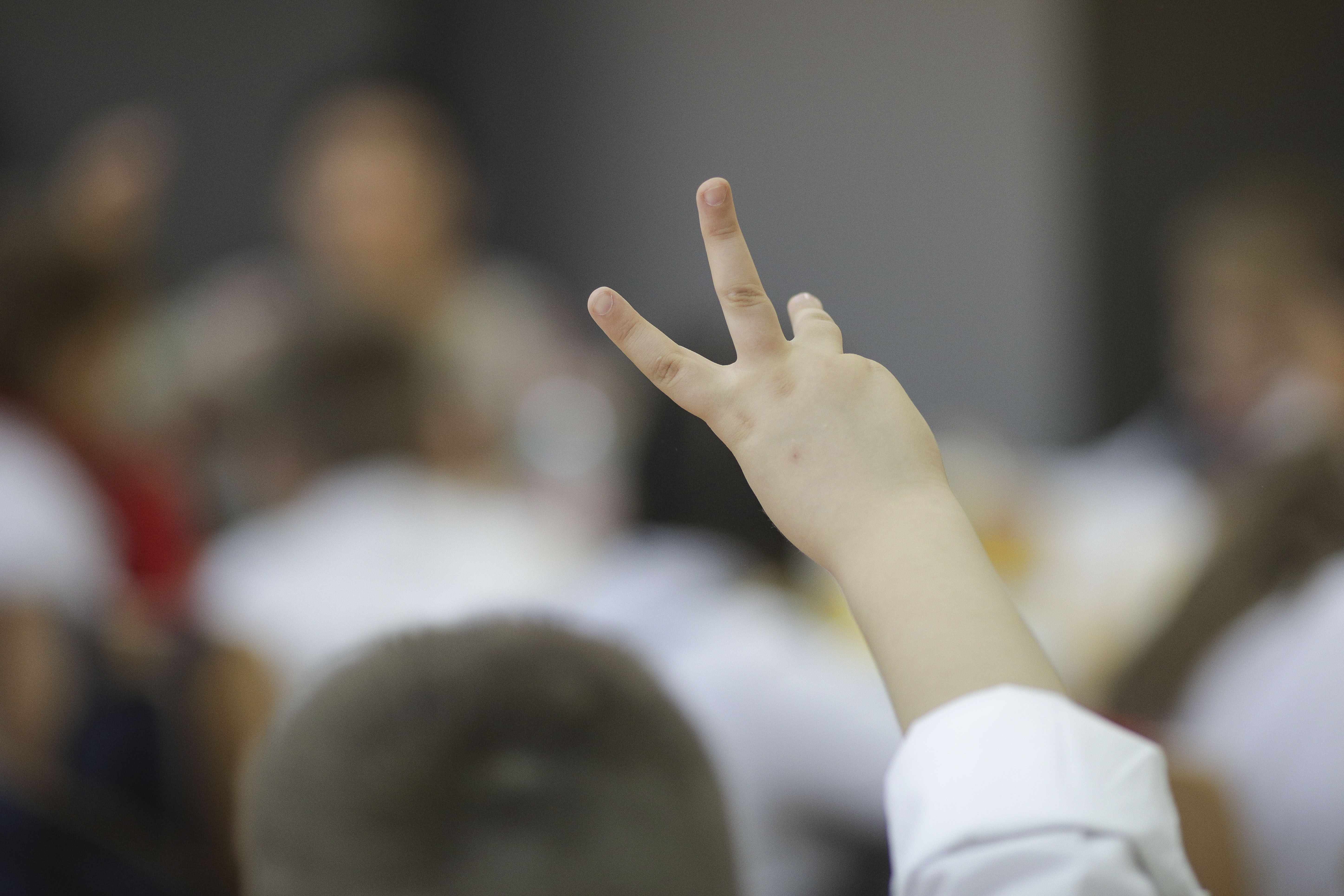 „Vreau la școală! Despre nevoia de educație incluzivă și de calitate”/ Dezbatere la Digi24