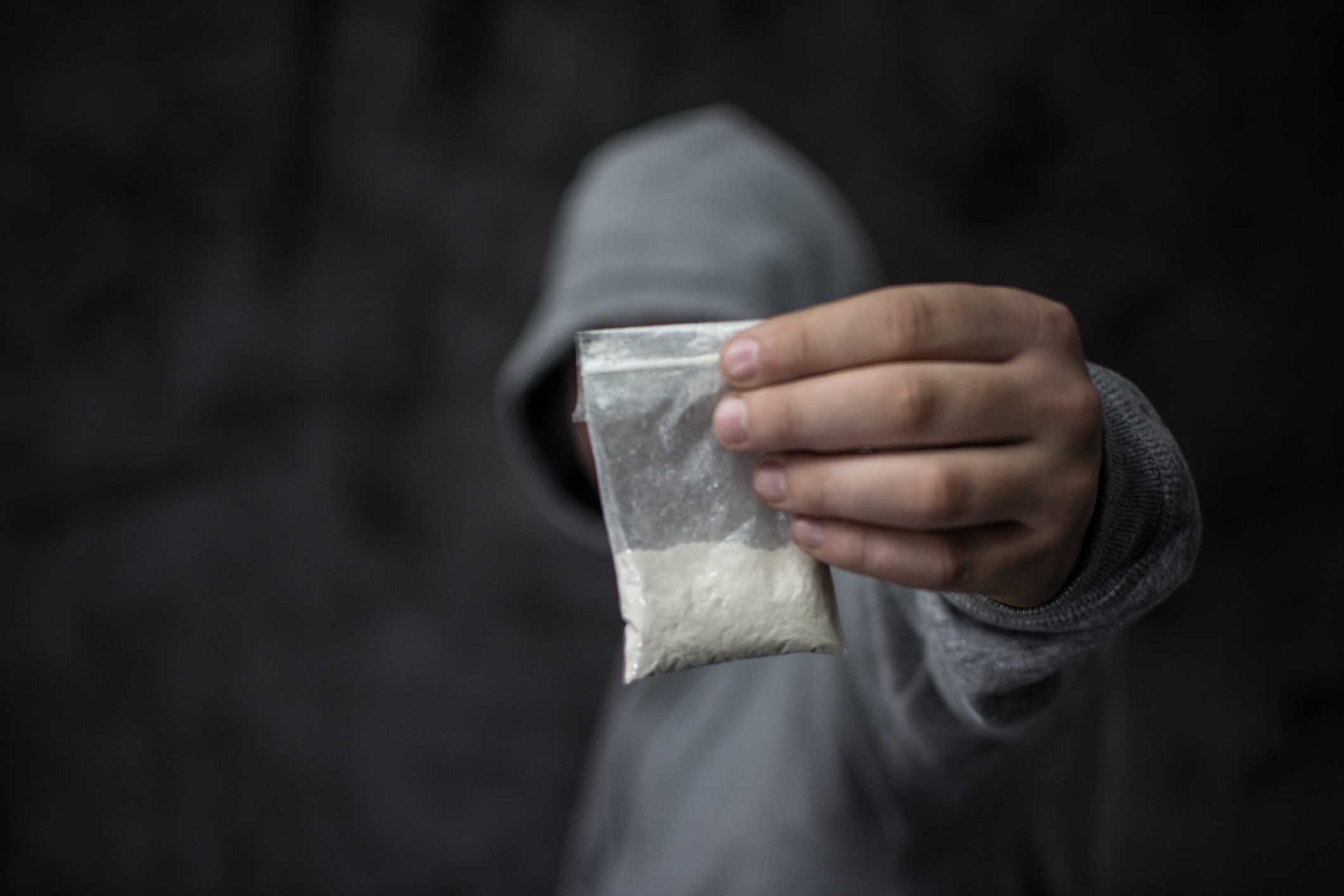 Un traficant de droguri din București a fost trimis în judecată pentru moartea unui consumator de oxicodonă