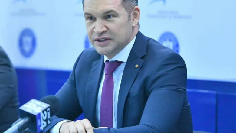 Ministrul Sportului, Ionuț Stroe.