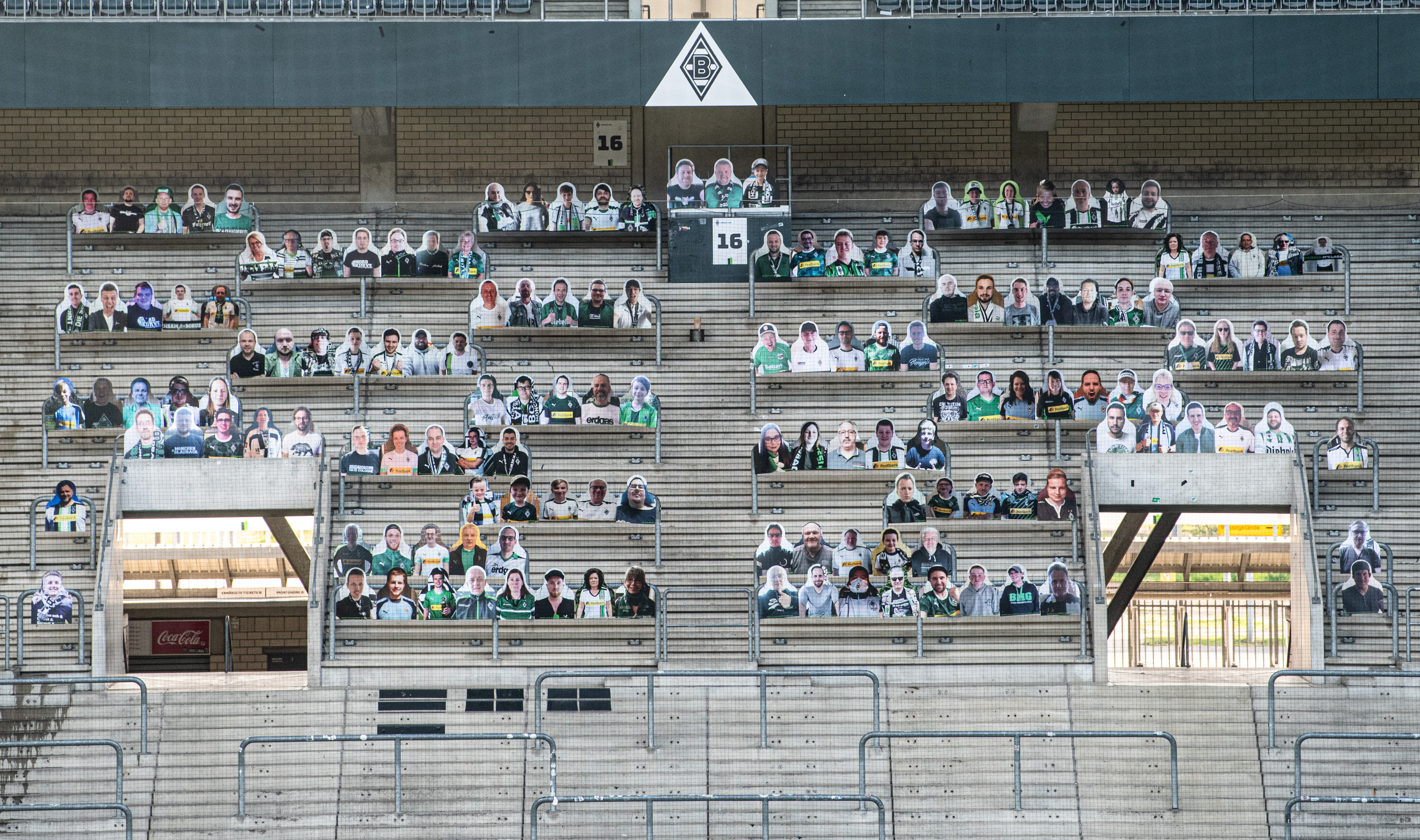 GettyImages fani fotbal borussia stadion germania pandemie