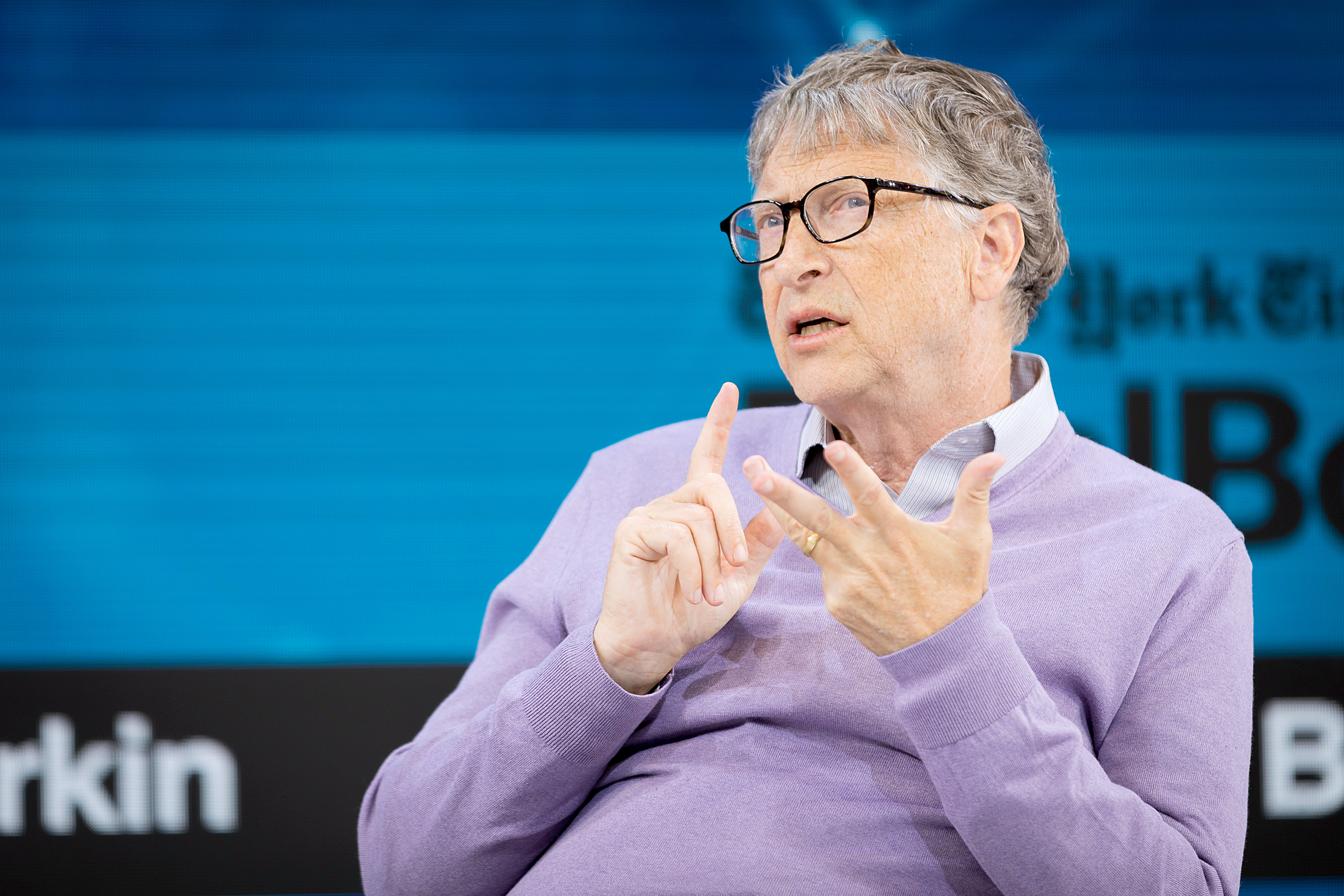 Când va lua sfârșit pandemia de COVID-19? Răspunsul lui Bill Gates