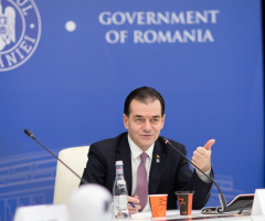 Orban, despre restructurarea aparatului bugetar: "Vine de la sine. Angajații care plimbă hârtiile nu își vor avea rostul"