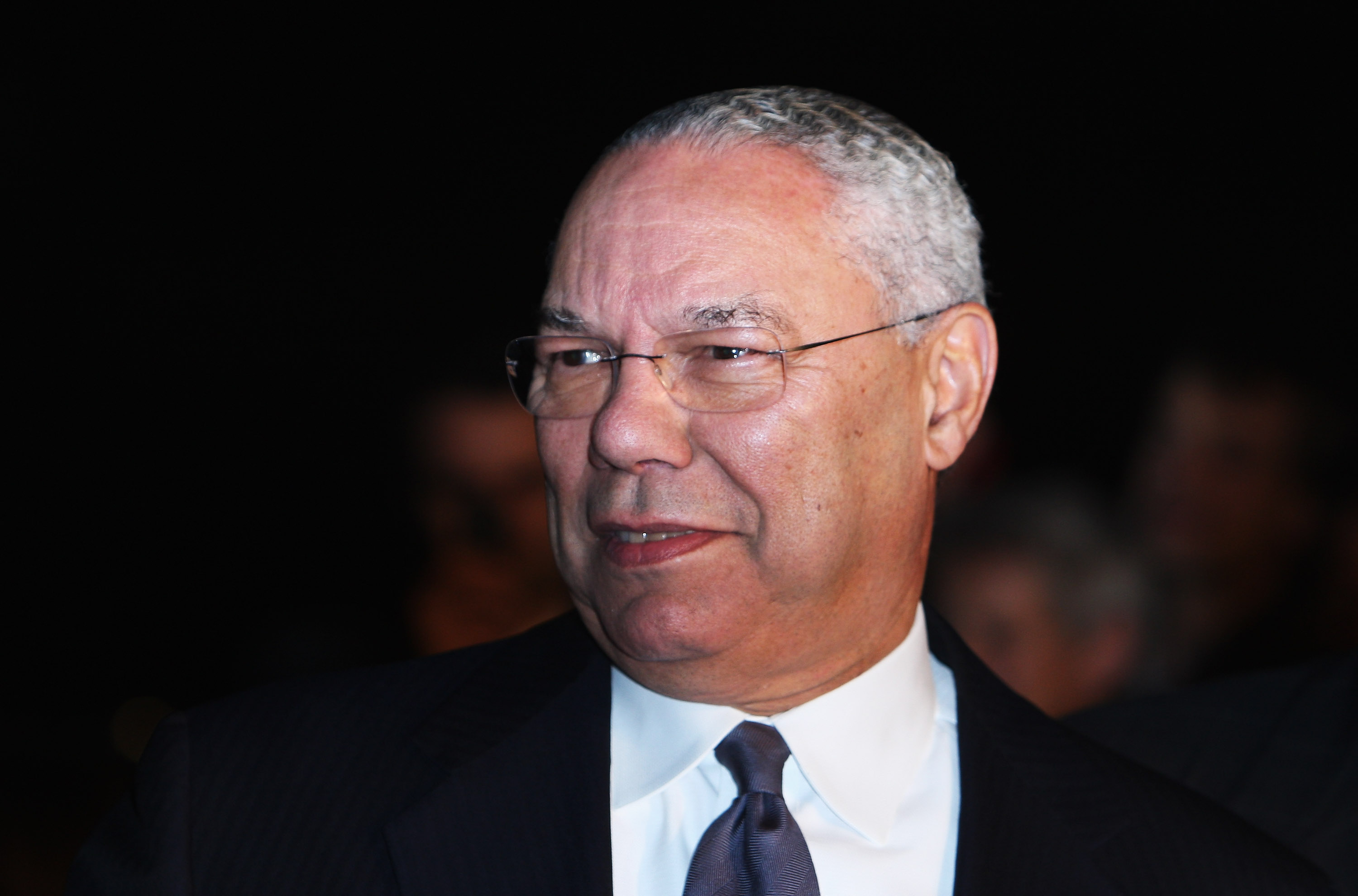 A murit Colin Powell, fostul secretar american de stat. El a suferit complicații din cauza COVID