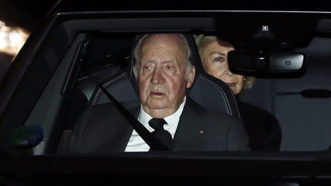 Fostul rege spaniol, anchetat intr-un caz de corupţie din Arabia Saudita. Premierul Sanchez, tulburat de informatiile legate de monarh