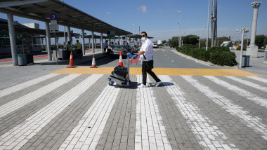 Ciprul a primit primii turişti după ce frontierele sale au fost închise aproape trei luni