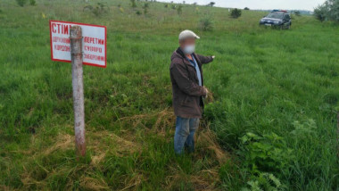 un vacar din ucraina a trecut ilegal granita in republica moldova cautandu-si doua vaci