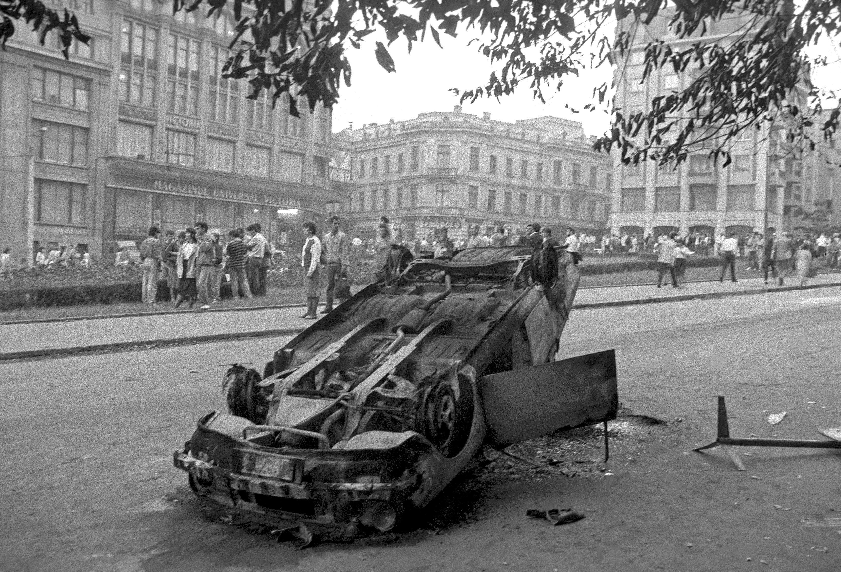 Mineriada Bucuresti 1990_4444378