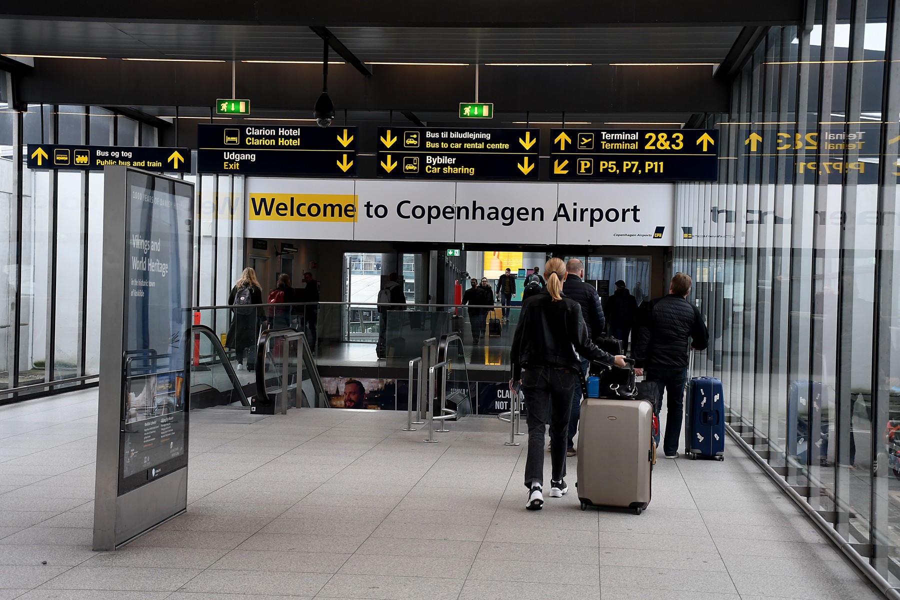 Aeroportul din Copenhaga a fost închis după ce au fost semnalate drone