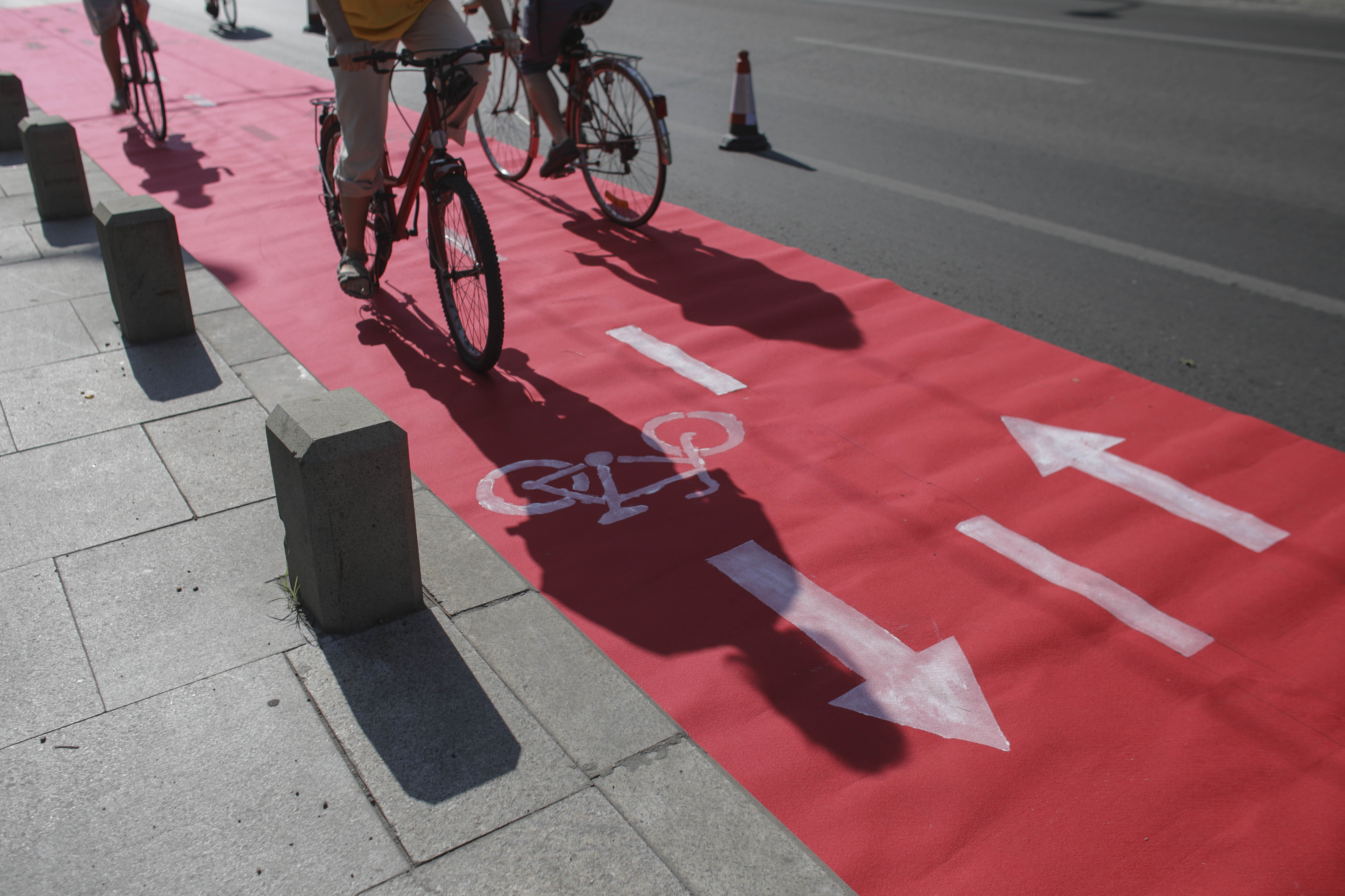 Master plan pentru pistele de bicicletă din Bucureşti. Nicuşor Dan a semnat un contract de peste 500.000 de lei
