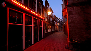 cartier rosu prostitutie amsterdam