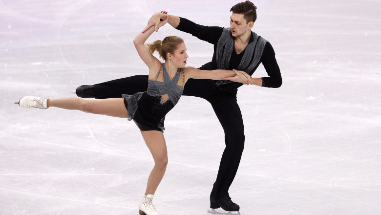 GANGNEUNG, SOUTH KOREA - FEBRUARY 14: Ekaterina Alexandrovskaya and Harley Windsor of Australia compete during the Pair Skating Short Program on day five of the PyeongChang 2018 Winter Olympics at Gangneung Ice Arena on February 14, 2018 in Gangneung, South Korea. (Photo by Jamie Squire/Getty Images)