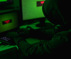 Schema prin care un programator român a furat 722 milioane de dolari de la investitori străini