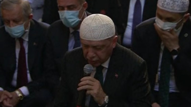 Moment istoric la Istanbul. Erdogan însuși a rostit prima rugăciune musulmană după ce catedrala Sfânta Sofia a redevenit moschee