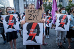Polonia se va retrage din tratatul european privind violenţa împotriva femeilor. Mii de persoane au protestat față de această decizie