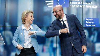 Ursula Von Der Leyen, președintele Comisiei Europene, și Charles Michel, președintele Consiliului European.