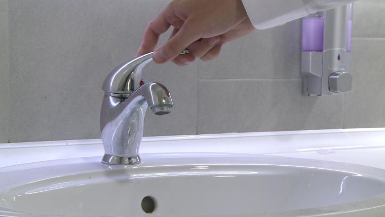 Blocuri din București fără apă caldă. ELCEN: Nu a fost o avarie, au fost făcute reparații