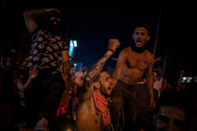 Proteste antiguvernamentale la Beirut. Manifestanții au vandalizat magazinele, iar forțele de ordine au ripostat cu gaze lacrimogene