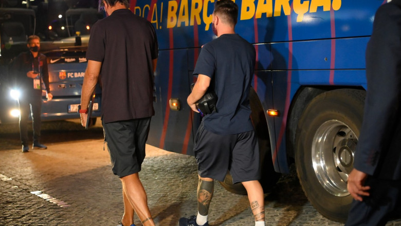 Barcelona's Argentinian forward Lionel Messi arrives at the team's hotel after being defeated during the UEFA Champions League quarter-final football match against Bayern Munich at the Luz stadium in Lisbon on August 14, 2020.,Image: 552554615, License: Rights-managed, Restrictions: , Model Release: no