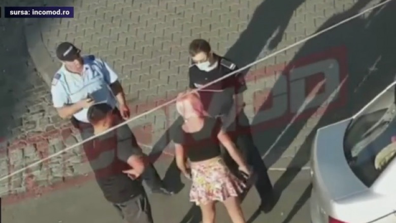 O femeie din MIzil a devenit foarte agresivă cu forțele de ordine, după ce i s-ar fi atras atenția că nu poartă mască