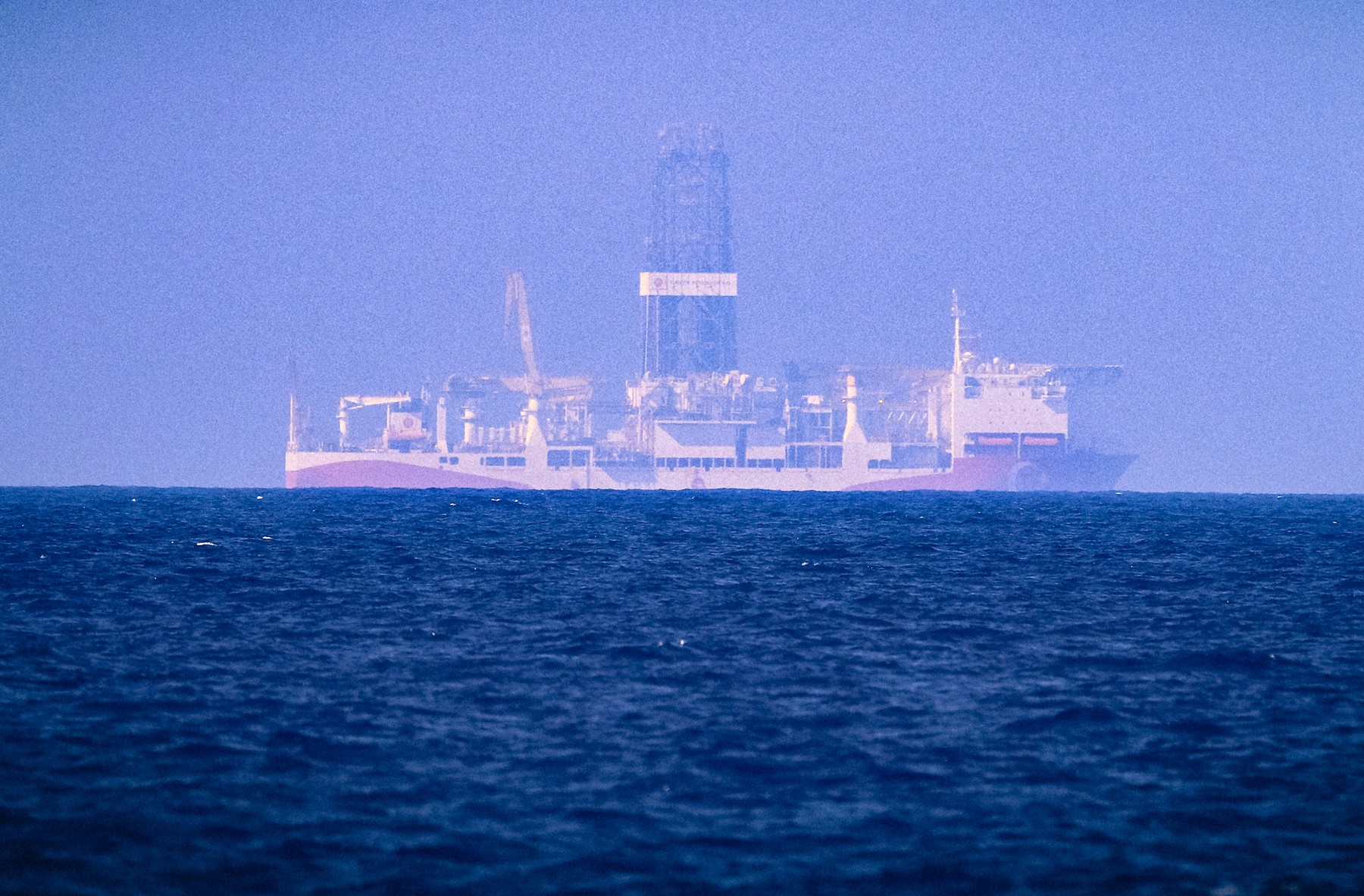 Turcia prelungeşte până la 27 octombrie misiunea navelor de explorare în zona disputată din Mediterana de Est