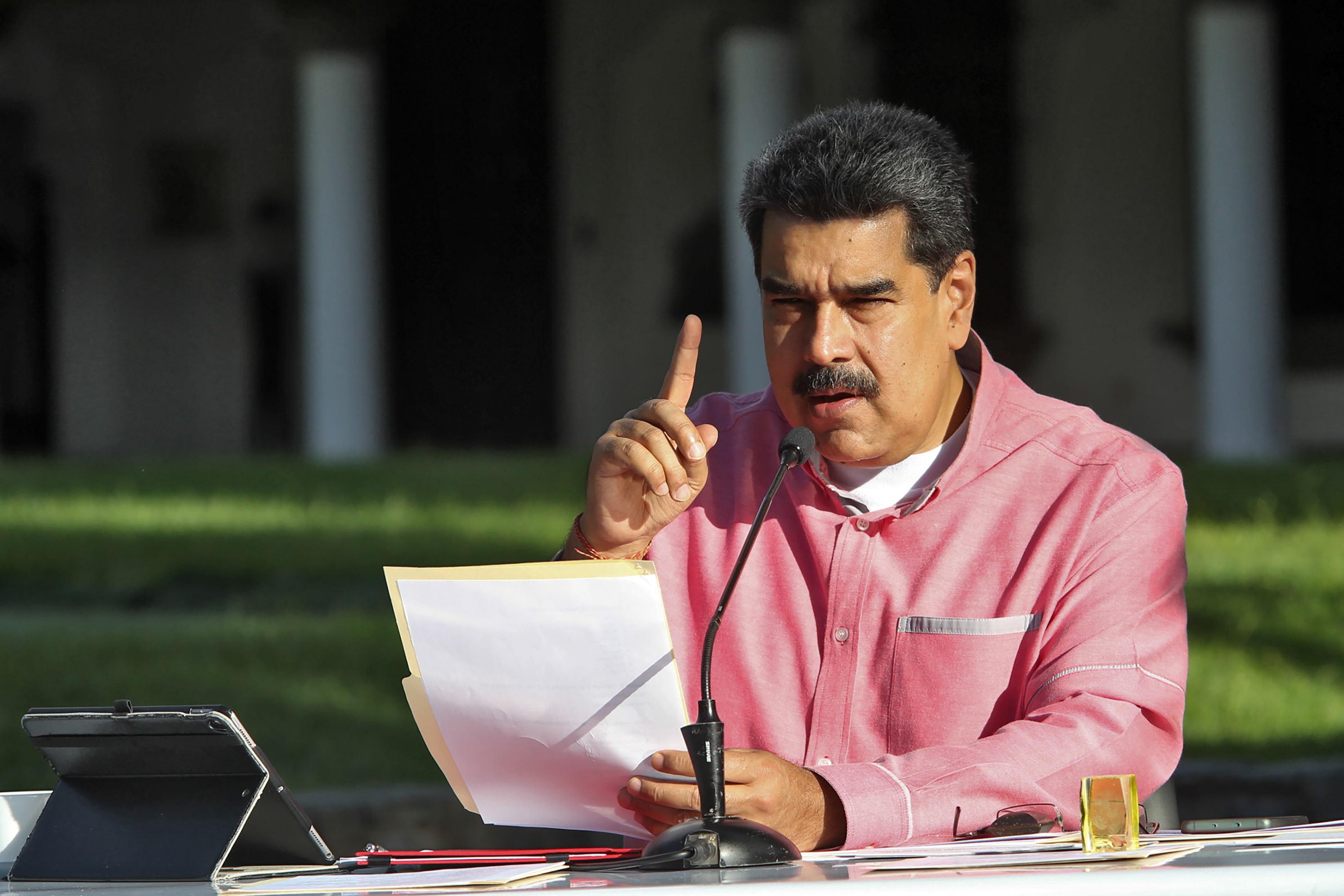 Venezuela o expulzează pe şefa delegaţiei UE la Caracas