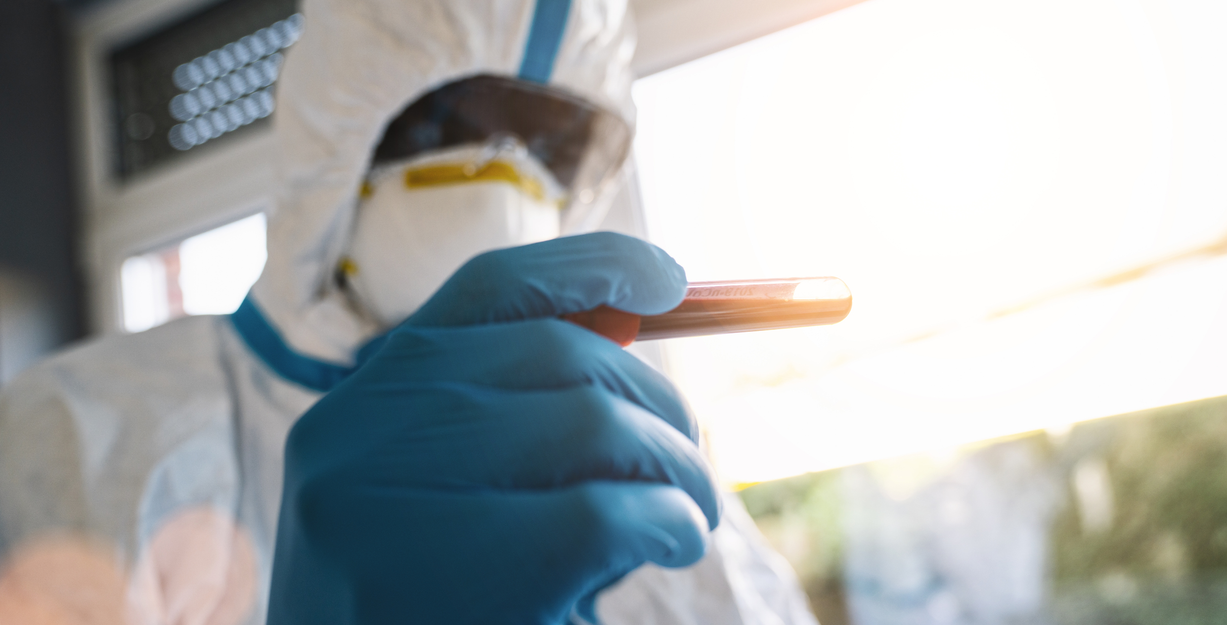 Crește rata infecțiilor în București. Nou record de pacienți COVID la Terapie Intensivă