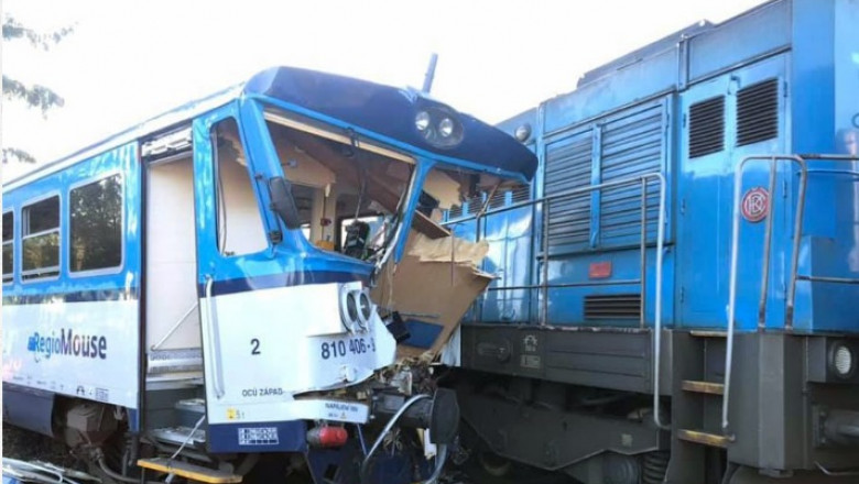 Zeci de persoane dintr-un tren de pasageri au fost rănite in Cehia