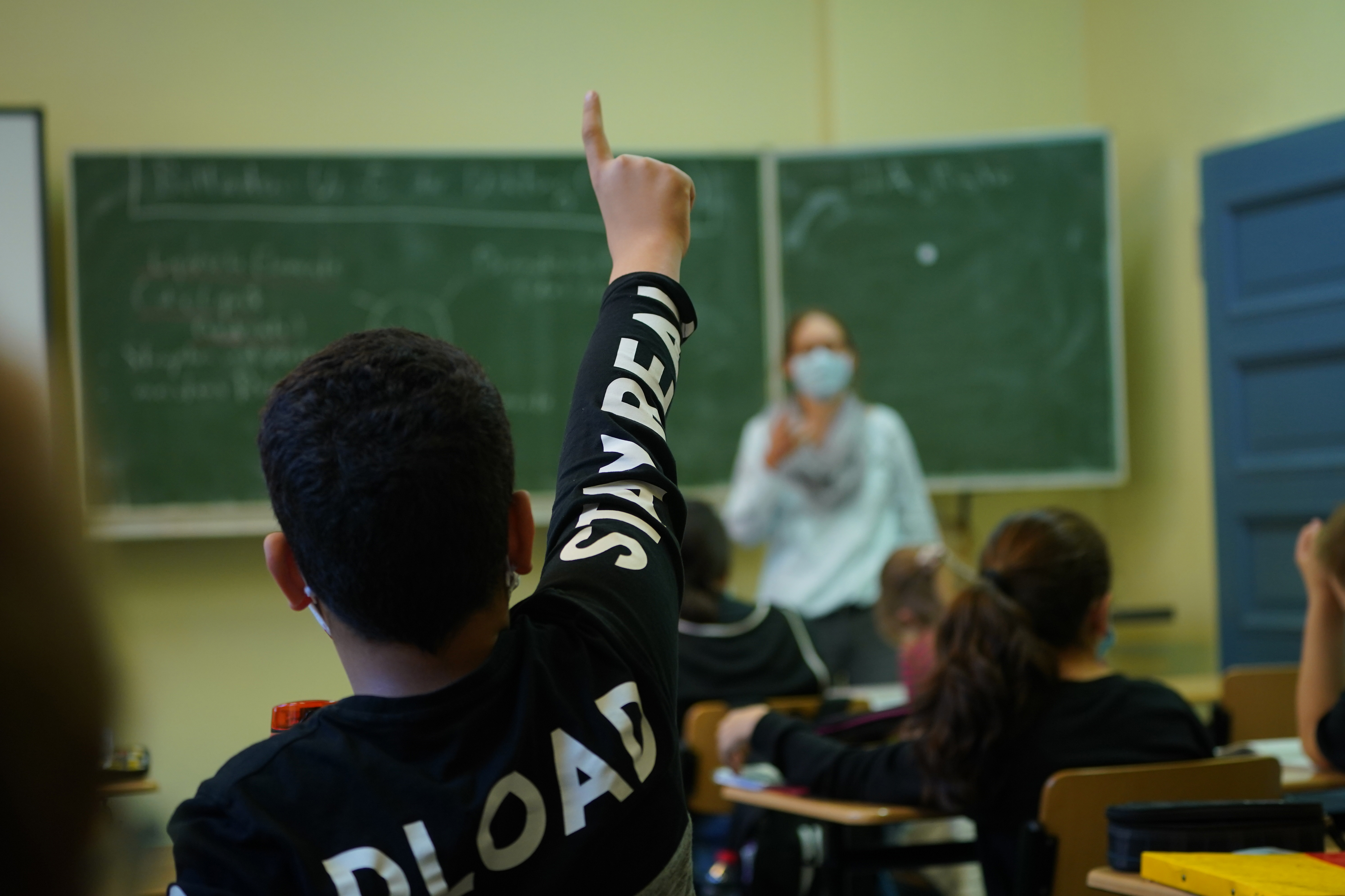 Măsuri pedagogice în pandemie: Notele acordate de profesori în timpul anului școlar, utilizate în locul examenelor