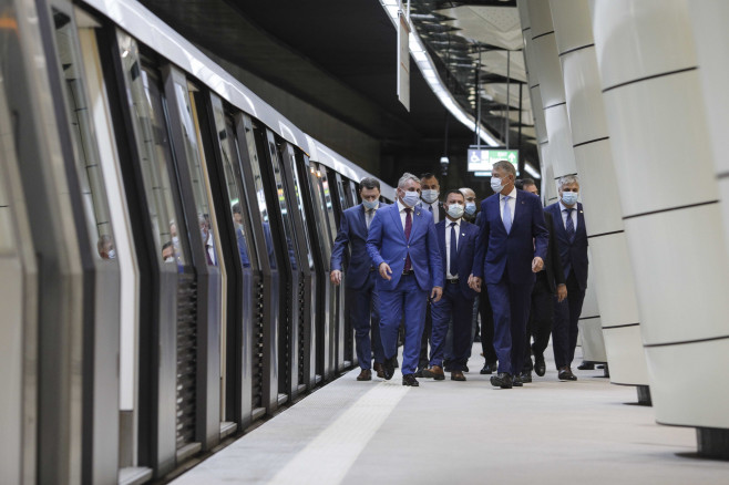 inaugurare-metrou-drumul-taberei-m-5-iohannis-orban-bode-inquam-ganea (12)