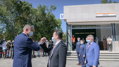 iohannis-orban-bode-inaugurare-metrou-m-5-drumul-taberei-presidency (14)