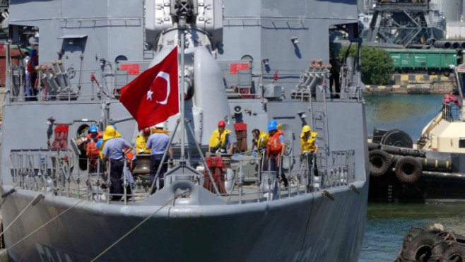 Turcia a prelungit din nou, duminică, misiunea unei nave de explorare a gazului într-o zonă pe care o dispută cu Grecia în estul Mării Mediterane