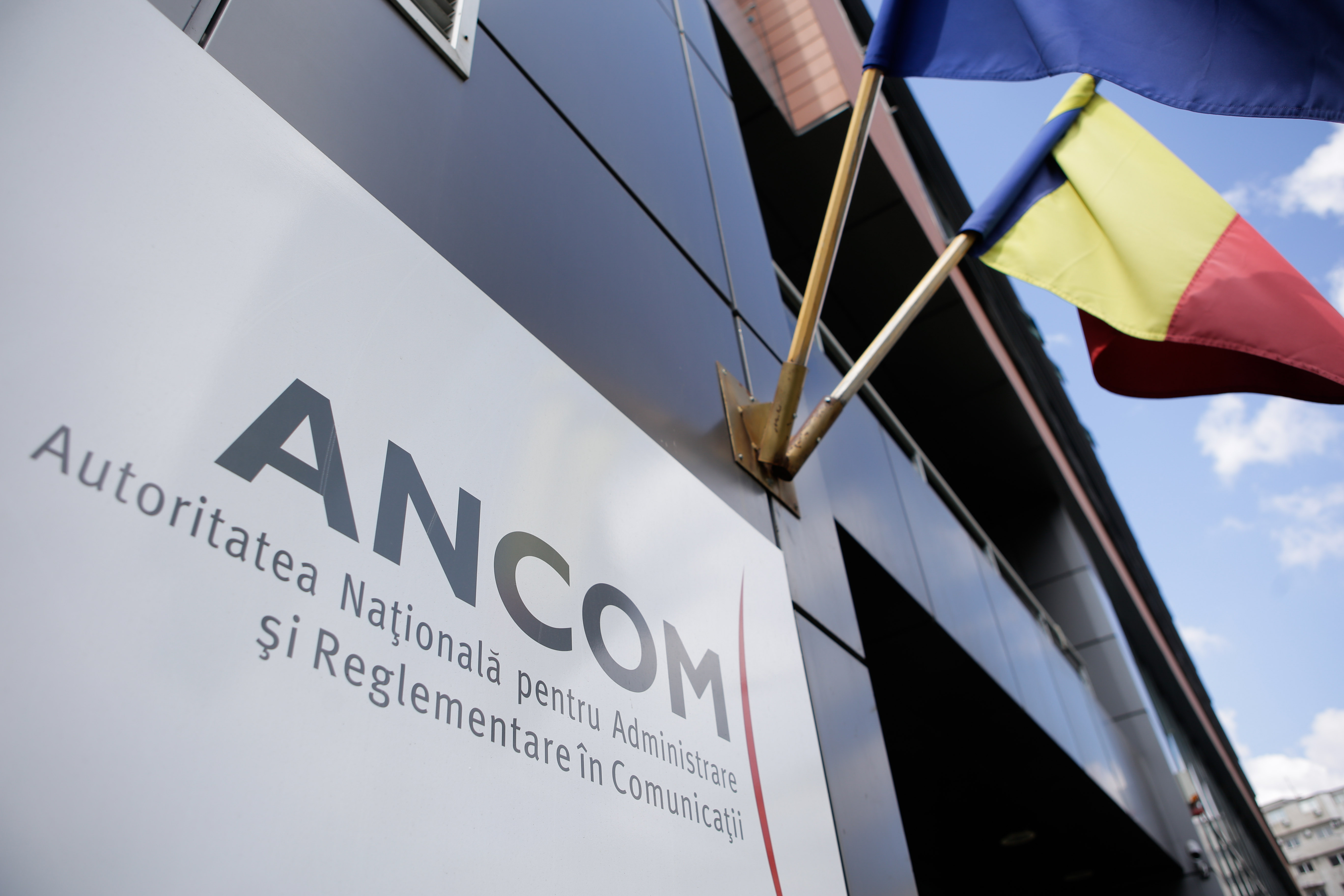 Campania electorală pe net: Utilizatorii pot raporta către platformele online orice tip de conţinut care ar putea încălca legislaţia