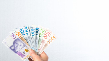 Suedia ar putea fi prima țară care renunță la bancnote și monede.