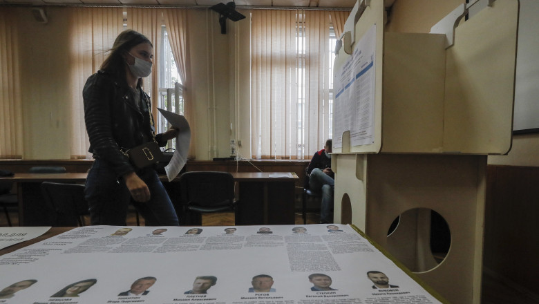 Rușii sunt chemați la urne pentru alegerile regionale