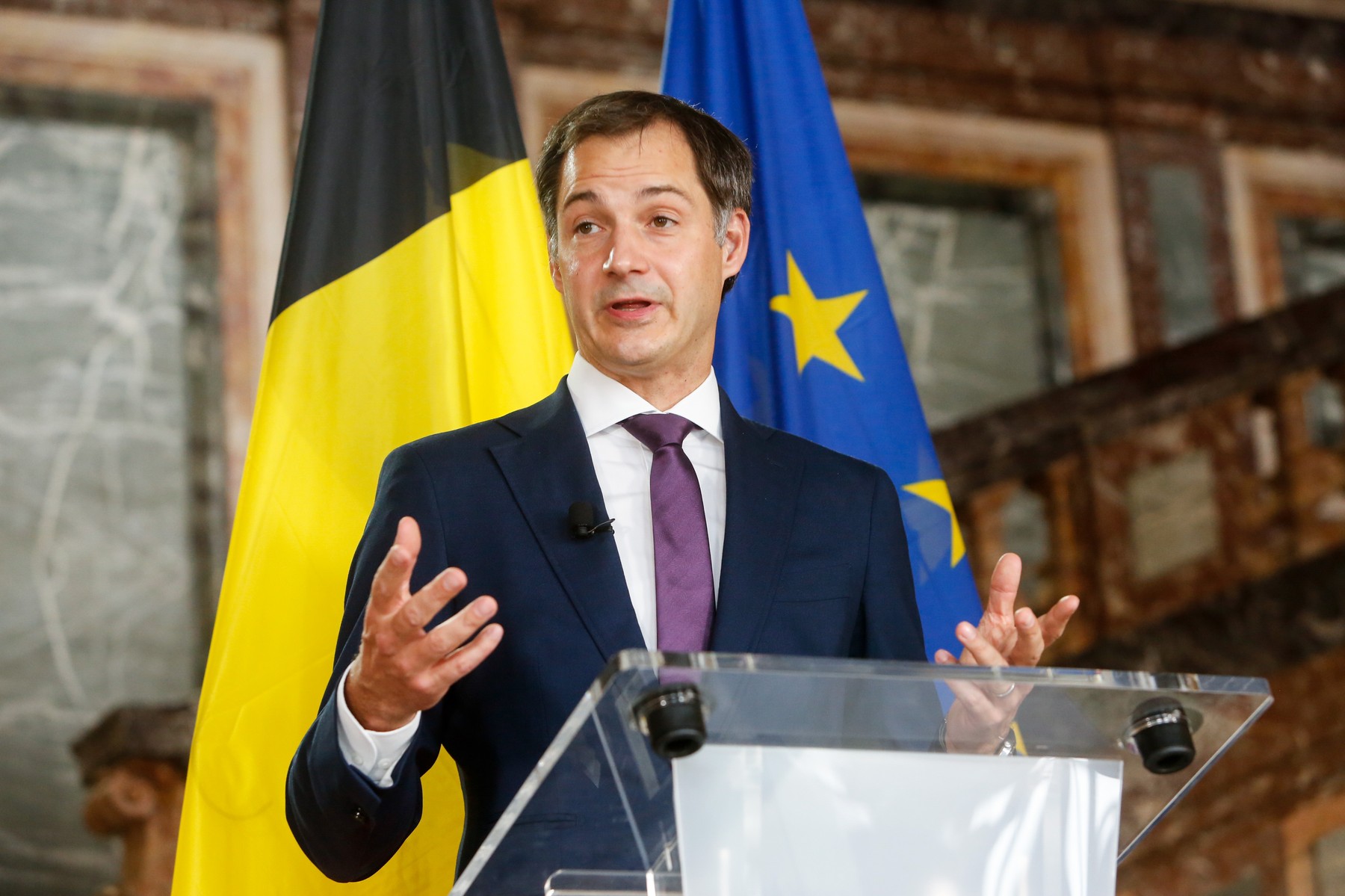 Premierul Belgiei: Statele UE trebuie să cumpere împreună energie şi să implementeze plafonarea preţurilor la gaze