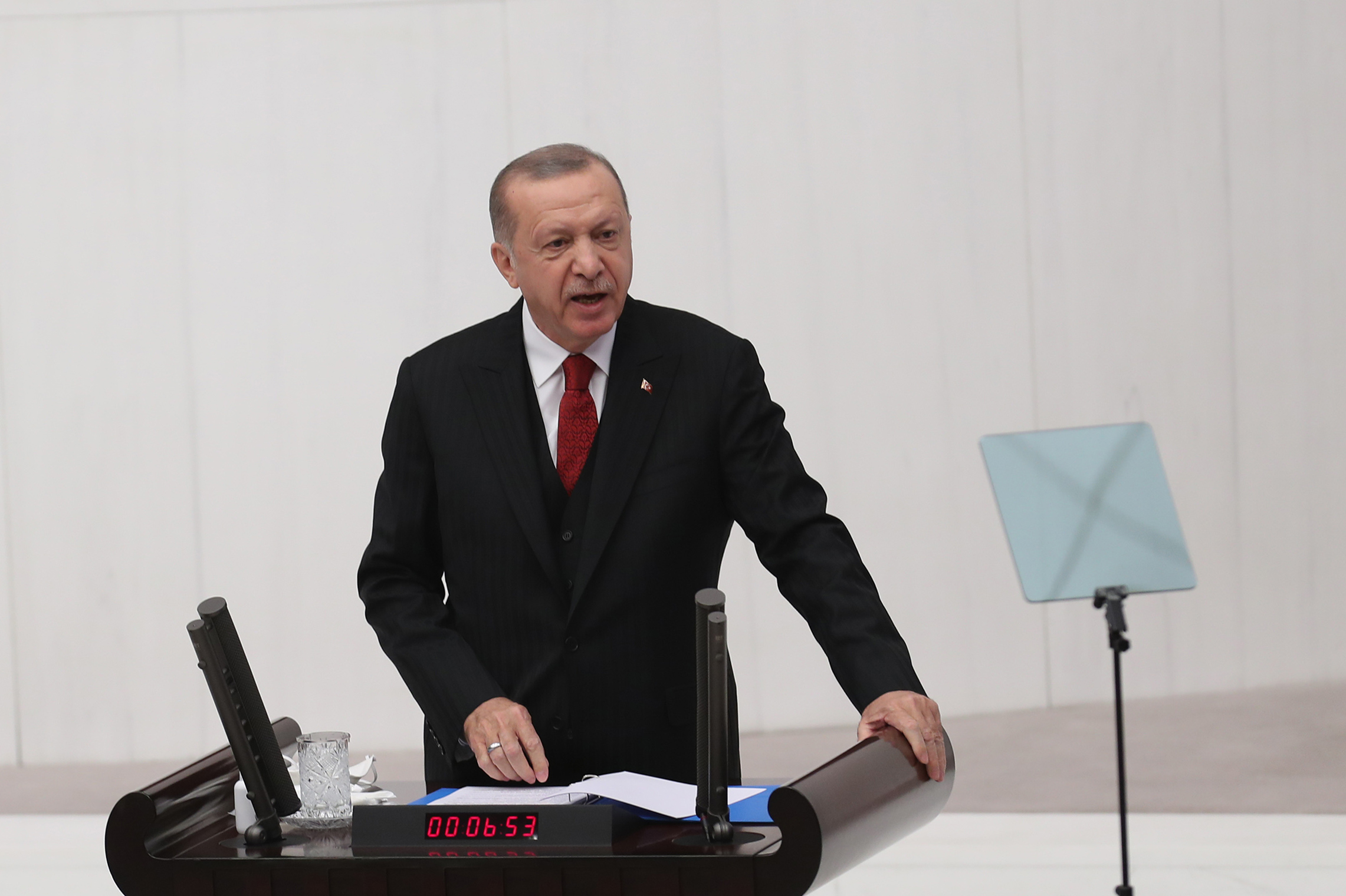 Erdogan acuză SUA că îi sprijină pe militanţii kurzi din Irak: „Declaraţiile Statelor Unite sunt deplorabile”