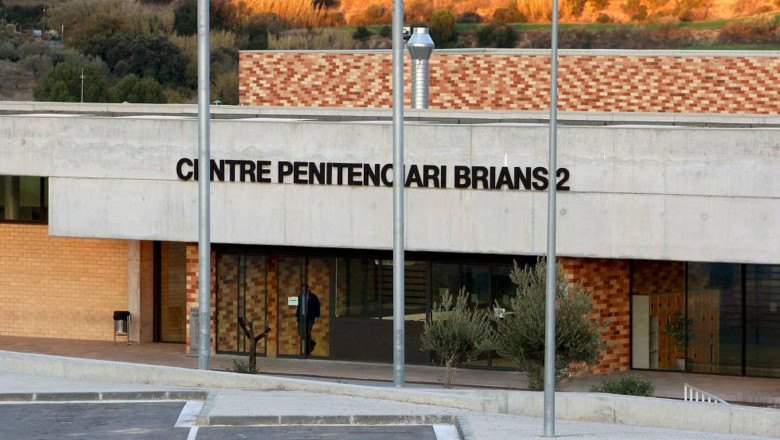 zidul unei inchisori din Spania