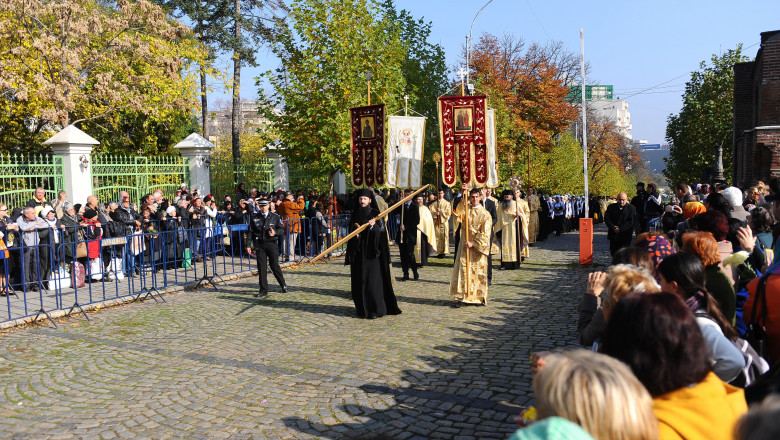 pelerinaj sf dimitrie bucuresti 2013 agerpres_7359462