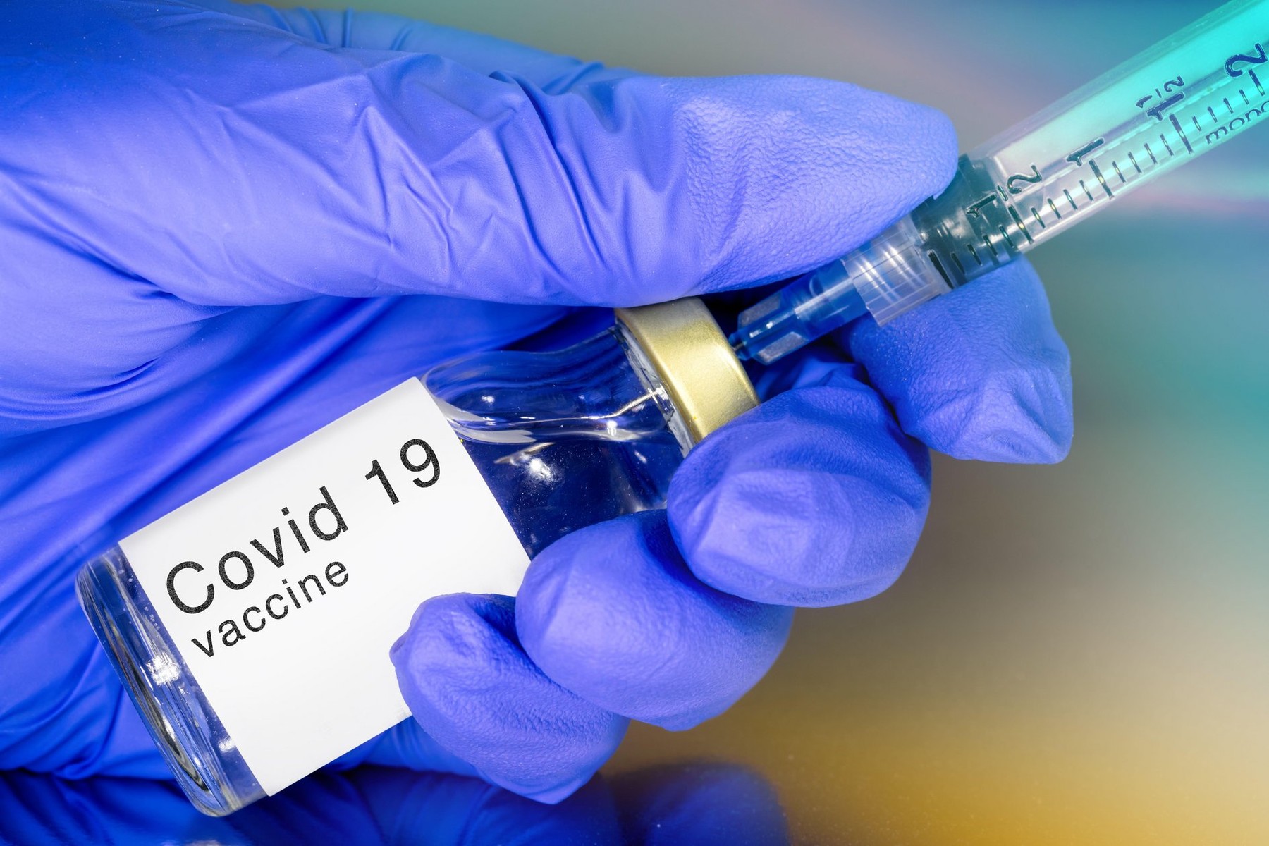 Vaccinul anti-COVID testat de Universitatea Oxford şi AstraZeneca a generat un răspuns imun bun la vârstnici