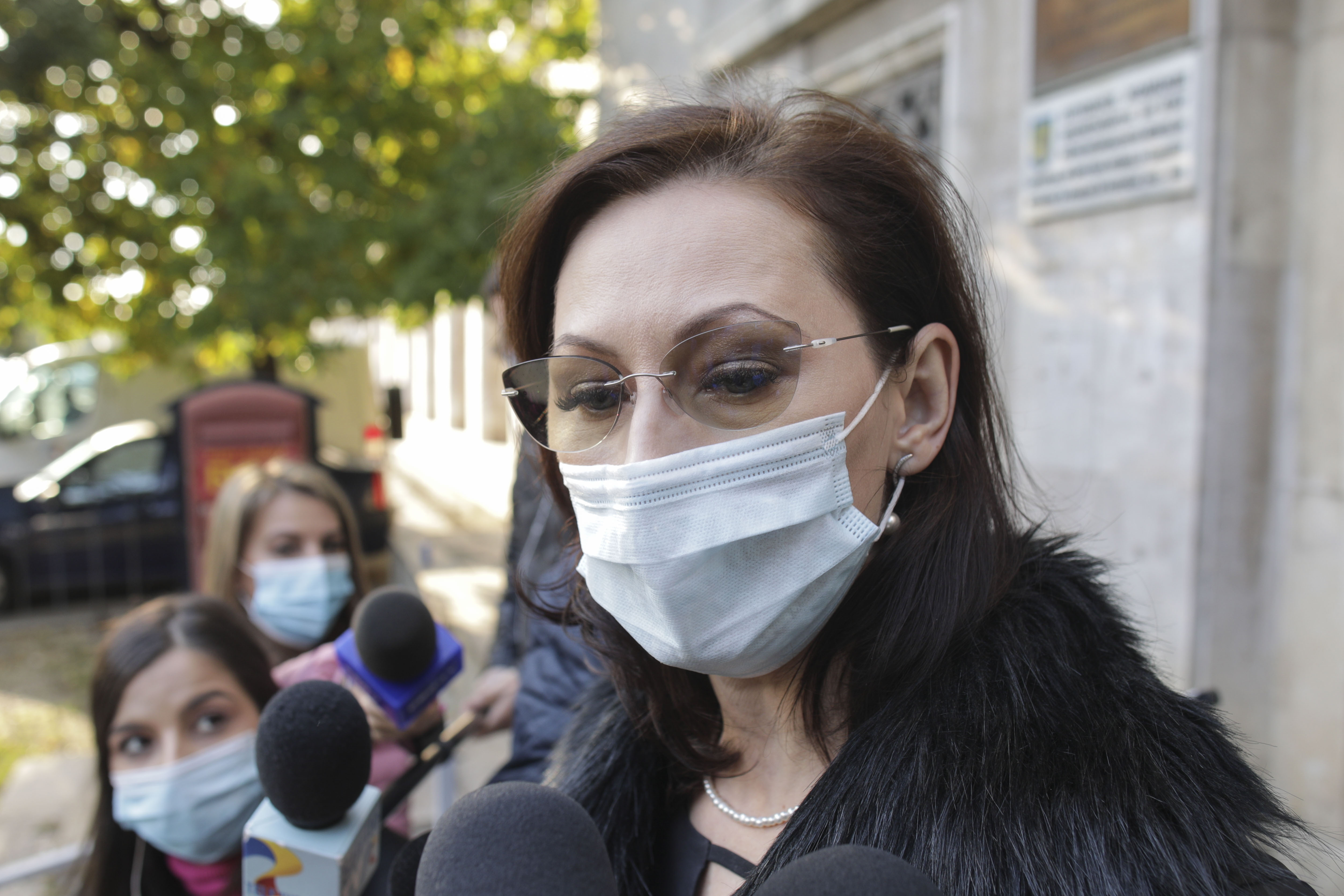Prefectura dă erată: Creșele și afterschool-urile rămân deschise. Purtătoarea de cuvânt, explicații nervoase la Digi24