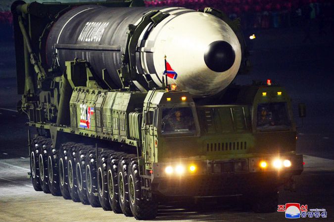 Coreea de Nord a făcut progrese alarmante în dezvoltarea armei nucleare, avertizează un lider al armatei SUA