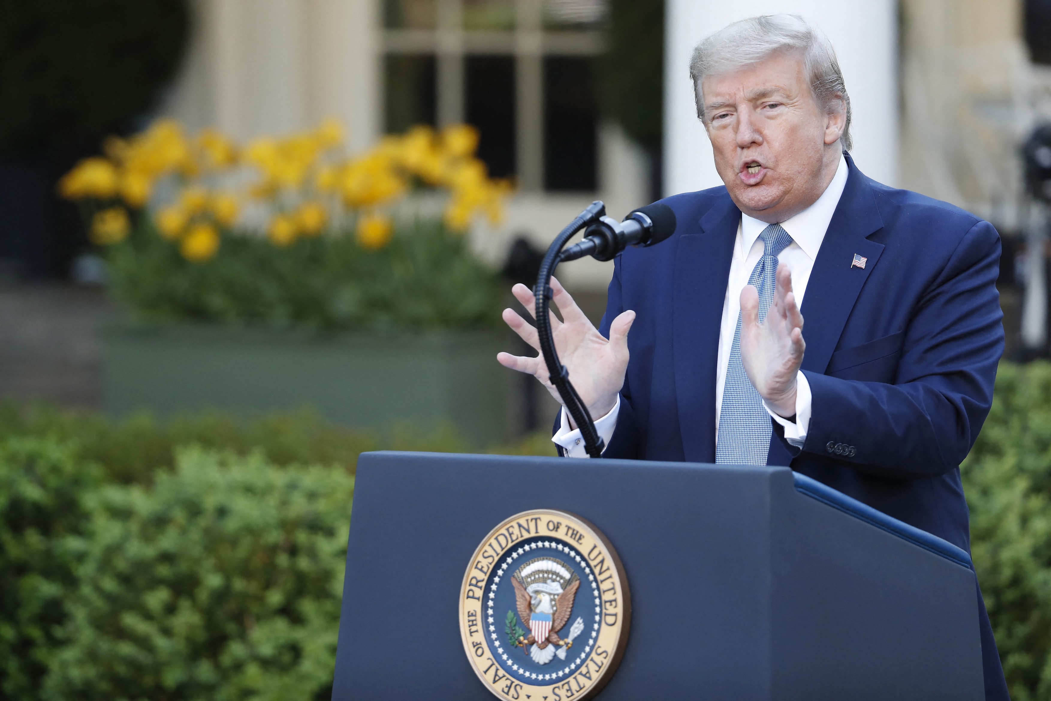 Donald Trump revine la declarațiile absurde privind testarea Covid: „Dacă am testa la jumătate, am avea și cazuri la jumătate”