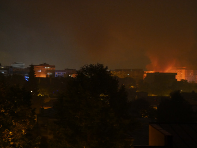 incendiu Bucuresti imagini amator 131020 (5)