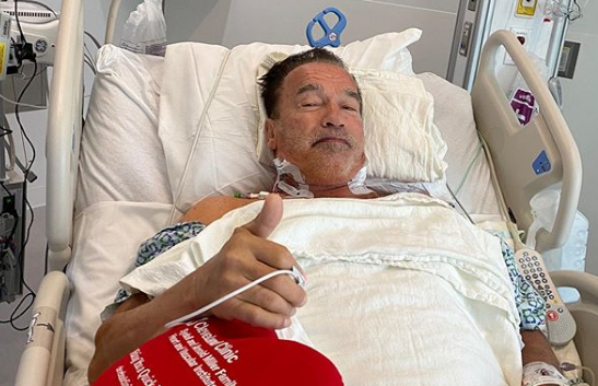 Arnold Schwarzenegger a suferit o operație la inimă. Fotografia publicată de actor, de pe patul de spital