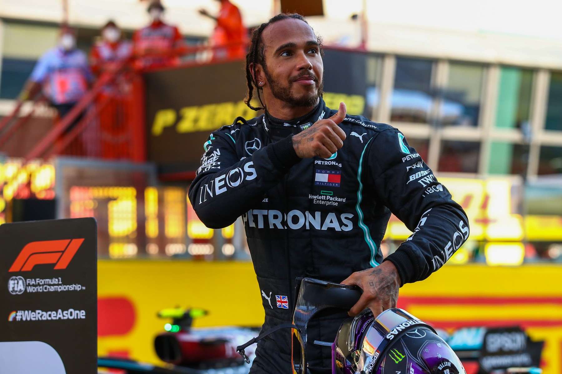 Lewis Hamilton scrie istorie: A doborât recordul de victorii în Formula 1 al lui Michael Schumacher