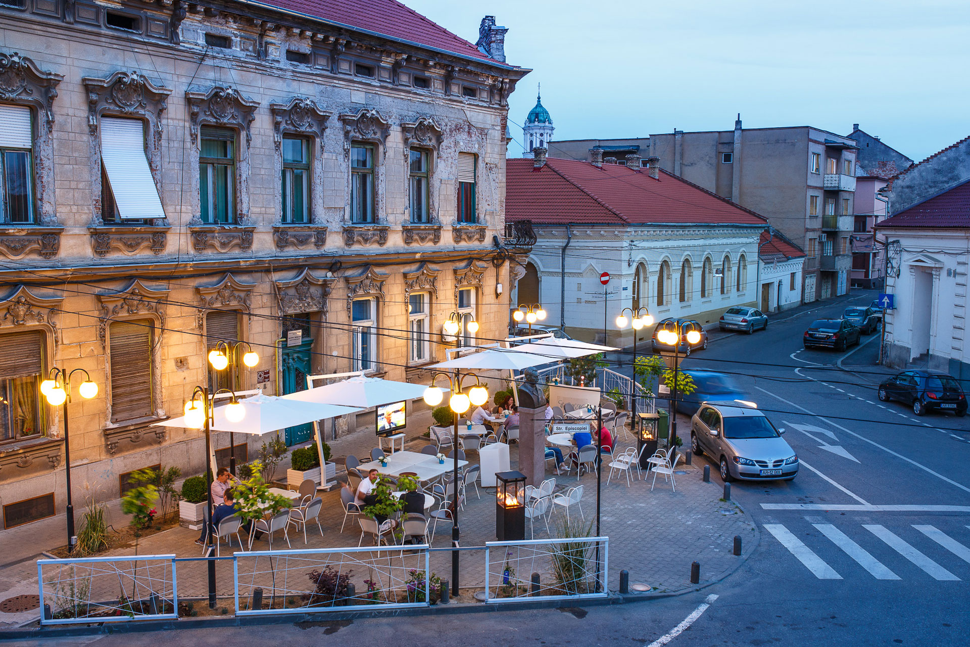 Primăria Arad propune ca terasele să rămână deschise până la 31 decembrie