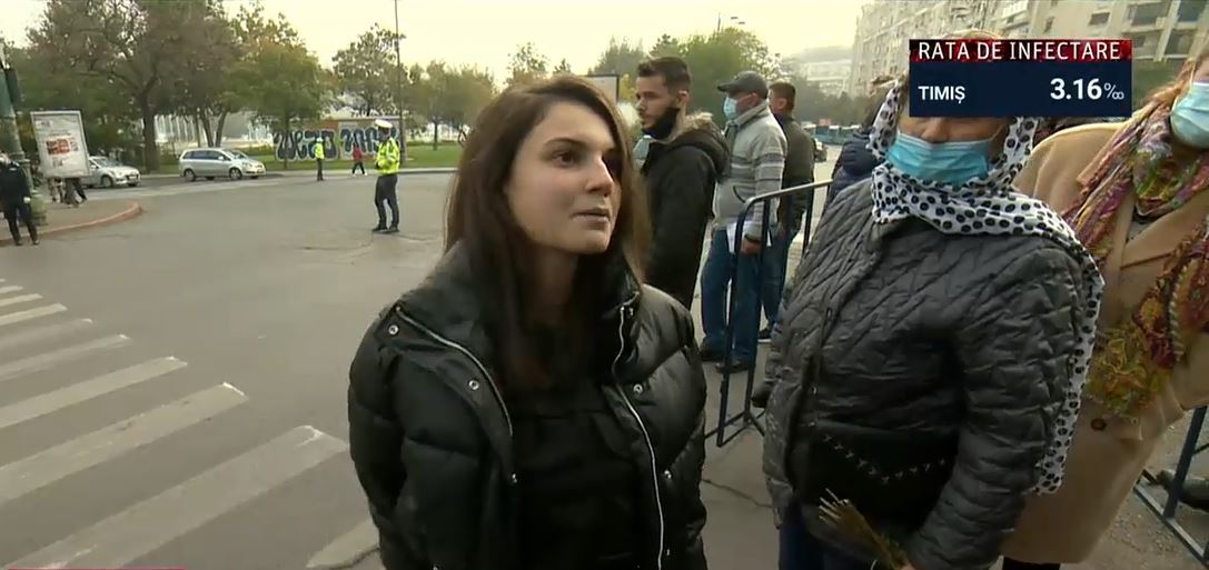 Pelerinaj cu scandal în București. Tânără: Dau în judecată și Poliția Română, și pe Arafat, și pe Orban. Și-o să și câștig!