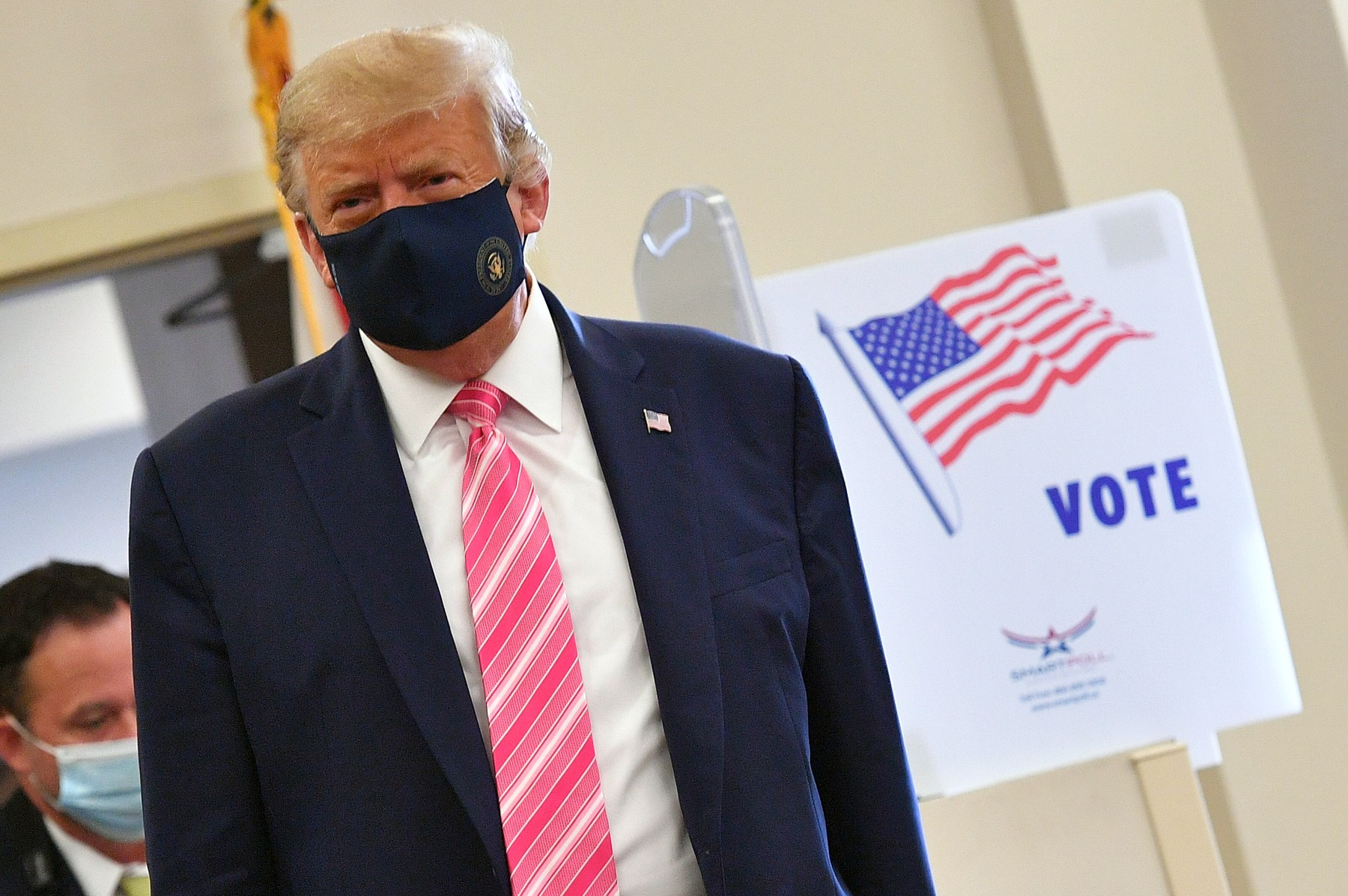 Alegeri SUA 2020. Donald Trump le cere americanilor care au votat să-și schimbe votul