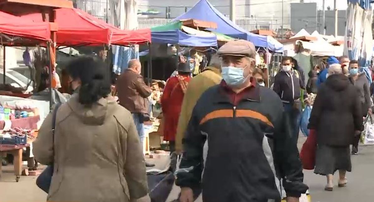 Reportaj | Cum se împacă bucureștenii cu purtarea obligatorie a măștii: Am de la doctor, nu pot să port „bască”
